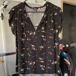 Buffalo David Bitton Black Floral Blouse